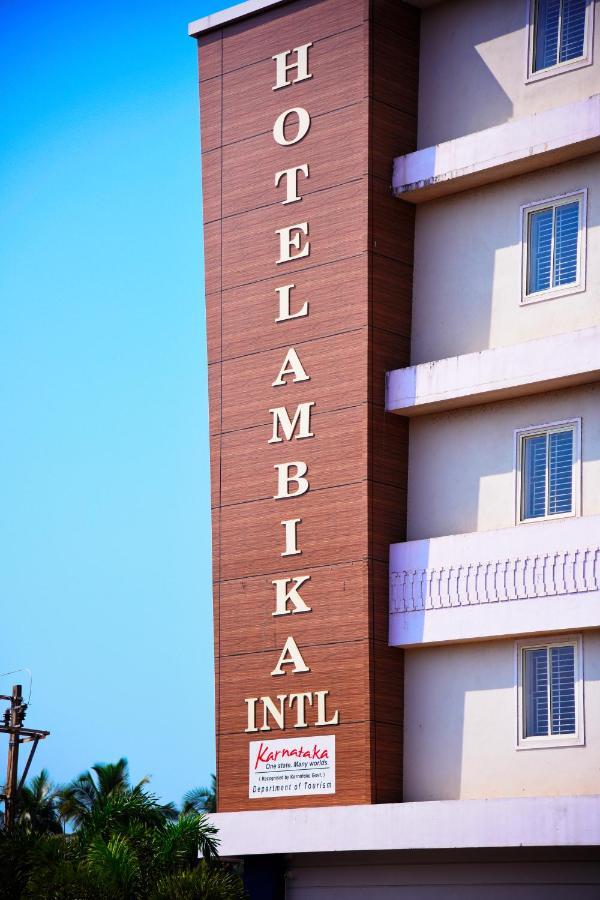 Hotel Ambika International Byndoor Bainduru Exterior foto